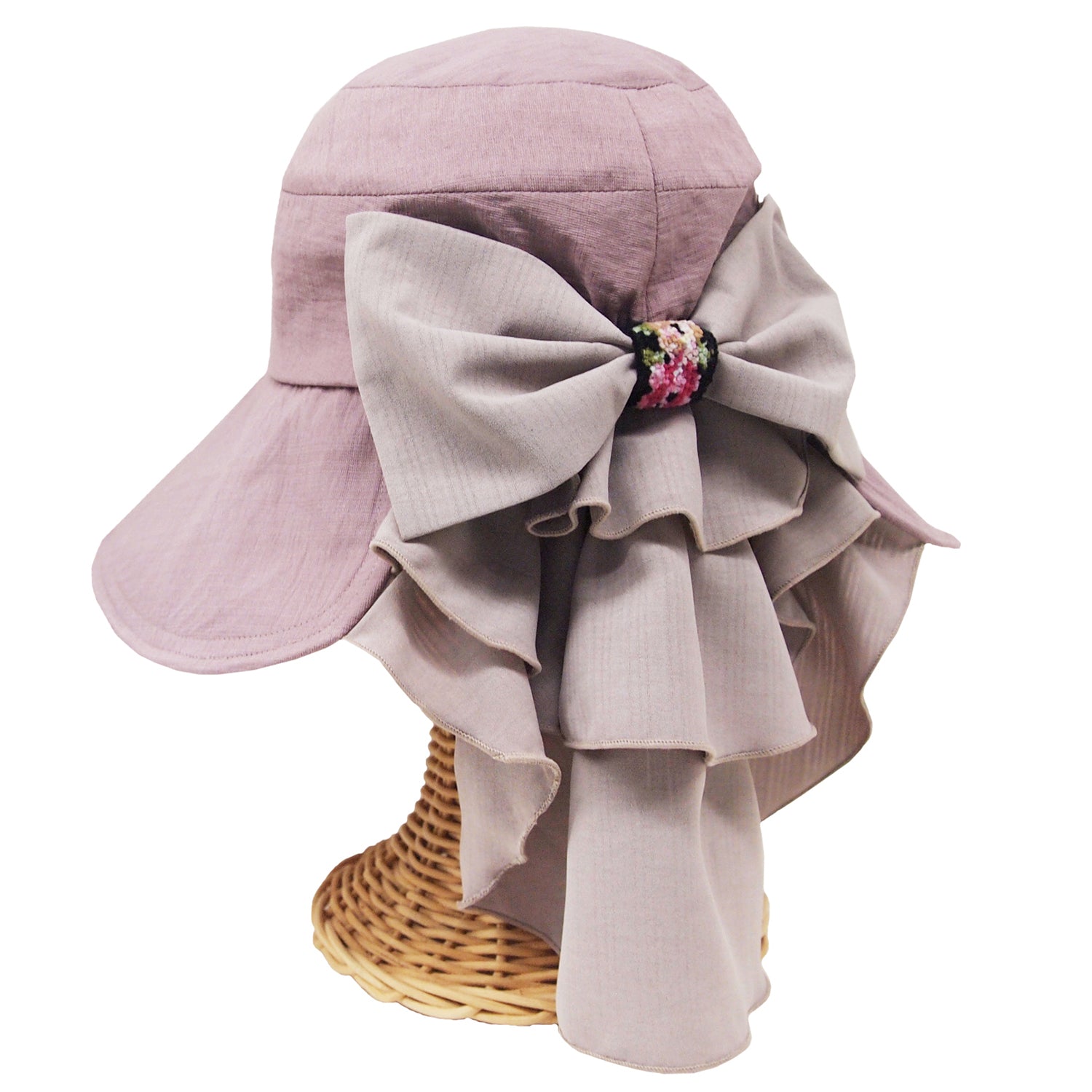 Blackout three-tier ruffle hat with droop